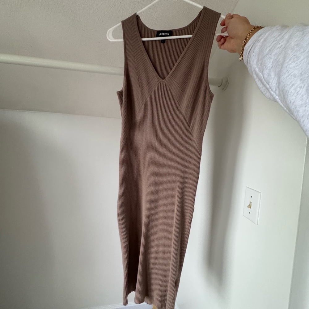 Express Sleeveless V-Neck Ribbed Maxi Dress in Taupe Brown